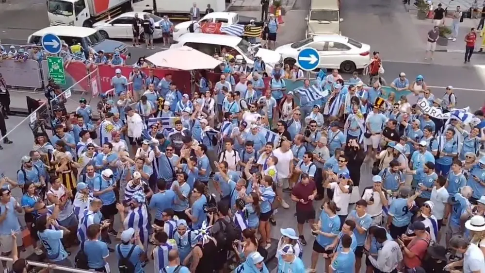 Más temprano los uruguayos habían estado en el hotel en el que se aloja la selección