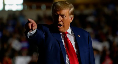 Donald Trump ha asegurado que si es reelegido presidente de EE.UU. deportará a un millón de migrantes indocumentados.