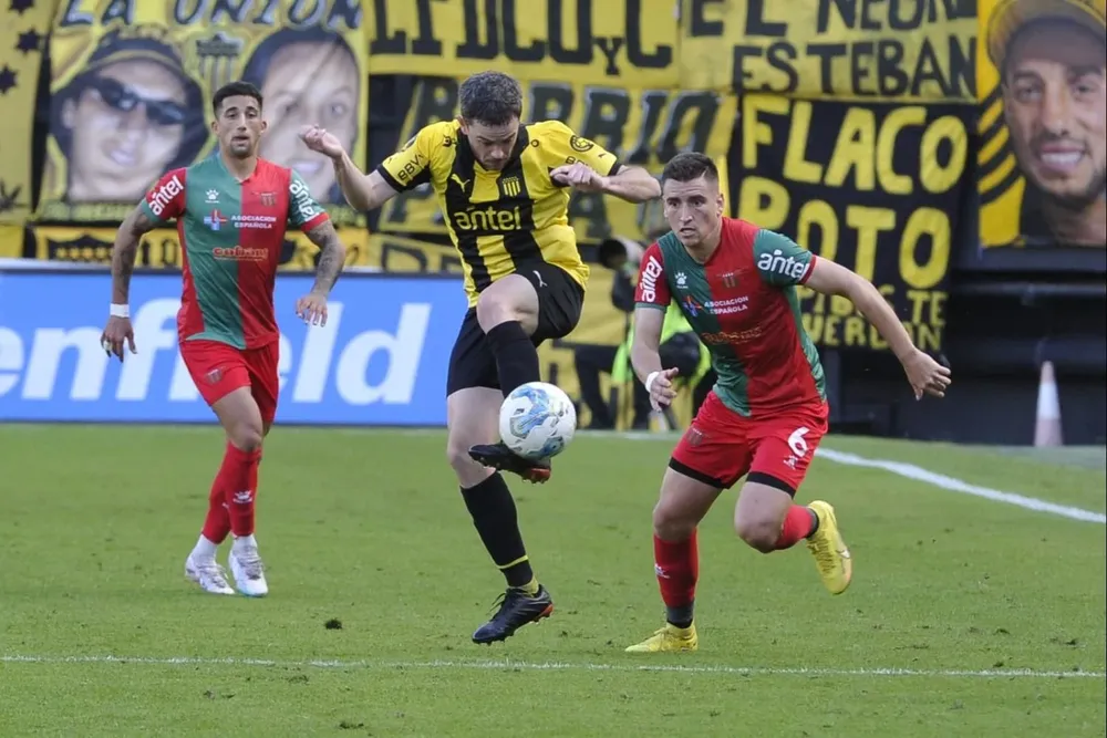 Lucas Hernández y Emanuel Beltrán