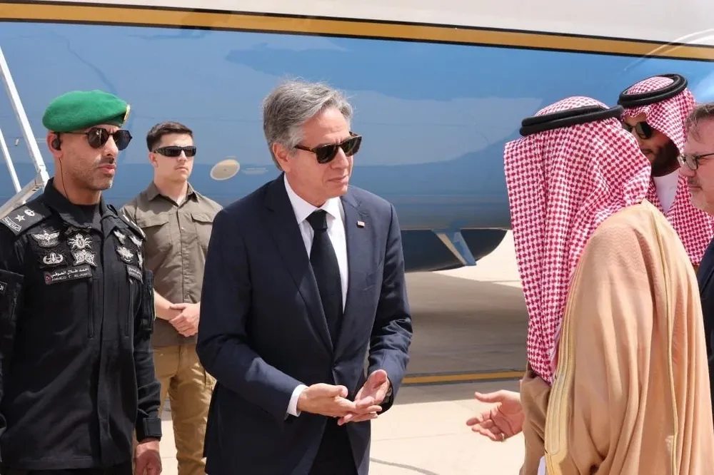 Antony Blinken sostuvo conversaciones con el príncipe heredero de Arabia Saudita, Mohammed bin Salman
