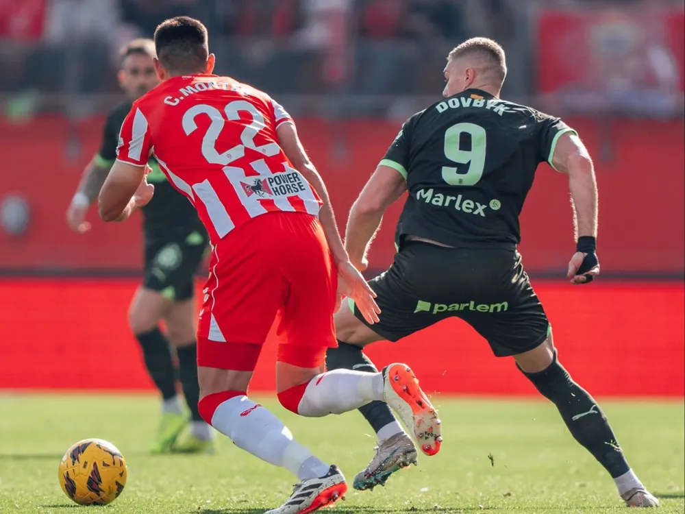 Tropiezo del Girona.