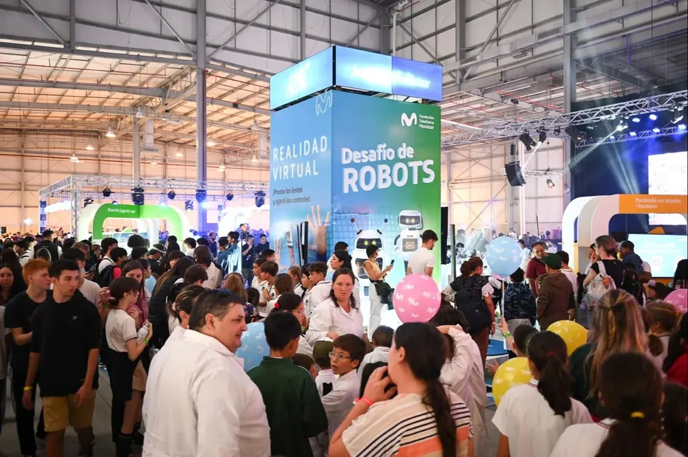 Campus Parti, auspiciado por Movistar