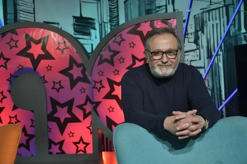 Carballo cumple en 2021 treinta años de su estreno formal en televisión, y diez como conductor de Algo Contigo