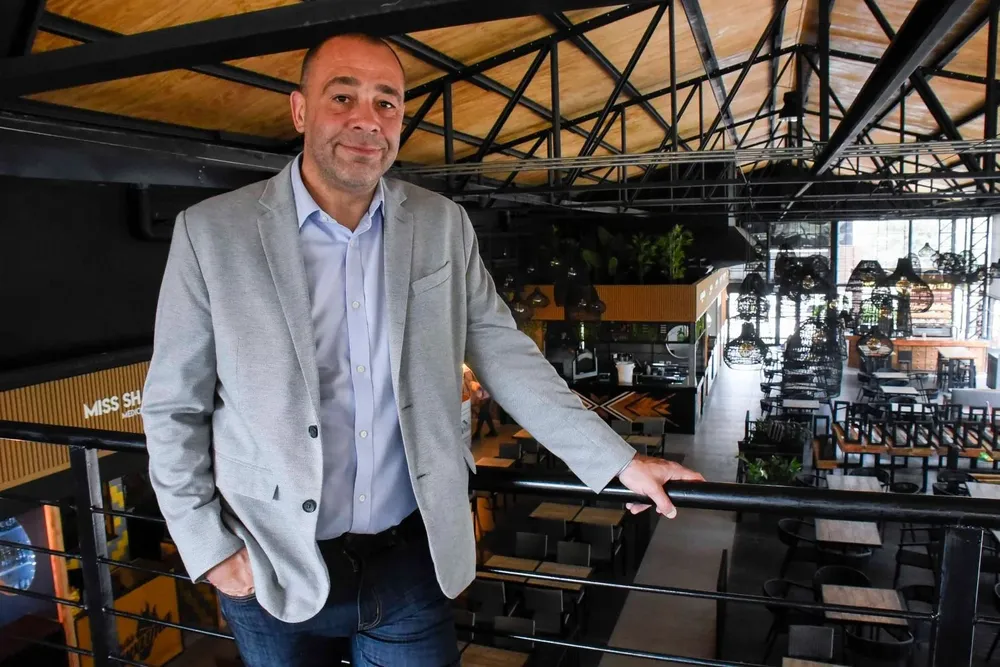 Quinteros lleva adelante EQ Markets, empresa con la que desarrolló los mercados gastronómicos Nexxt en Punta del Este, y, en Montevideo, Williman y El Prado.