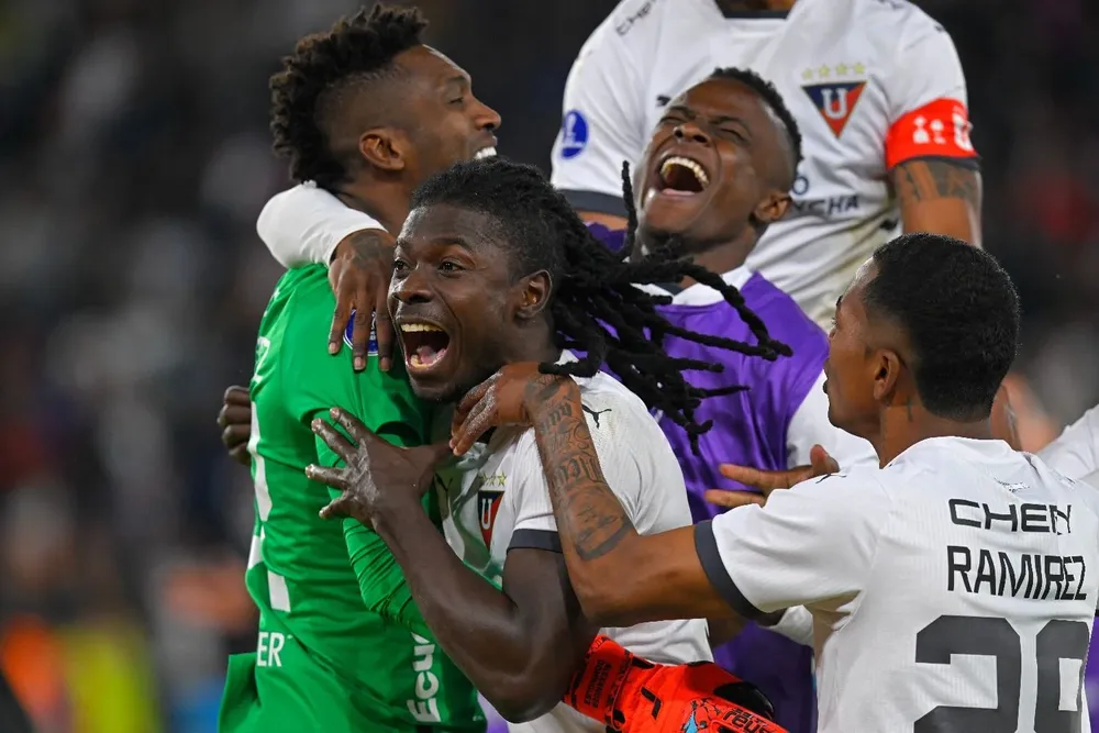 Liga de Quito clasificó por penales