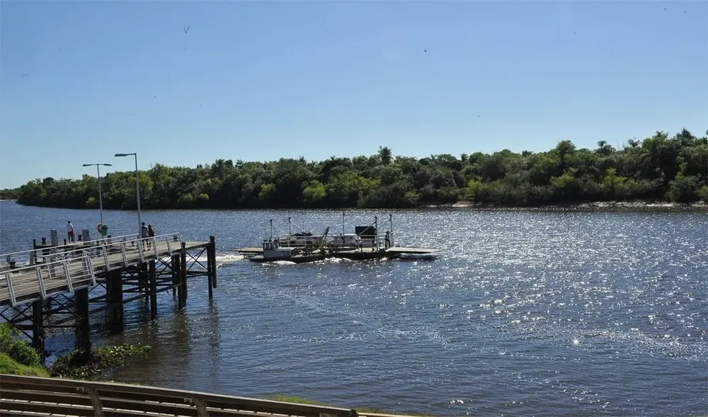 Tramo del Río Cebollatí sobre el que se construirá el nuevo puente