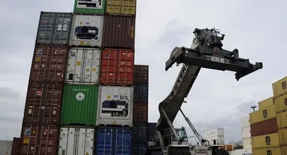 Movimiento de contenedores cayó en marzo 14% por trabas argentinas y crisis