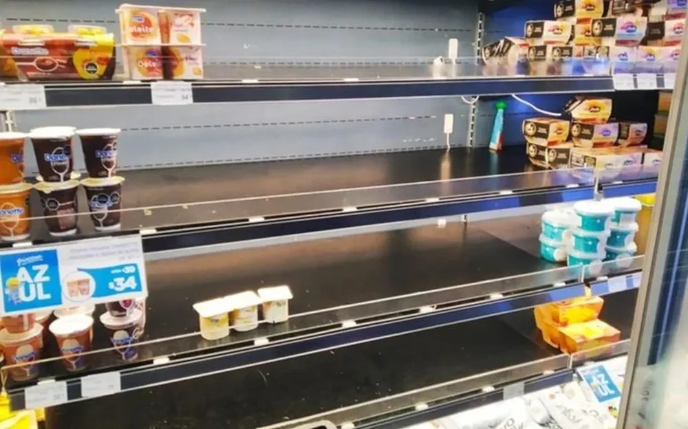 Desabastecimiento de lácteos.