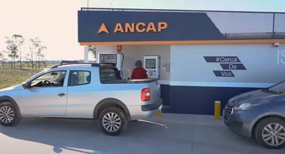 Estación de servicio automatizada en Isidoro Noblía en Cerro Largo.