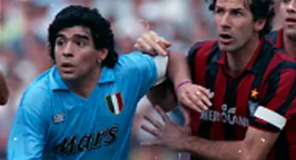 Maradona y Baresi en un Napoli-Milan