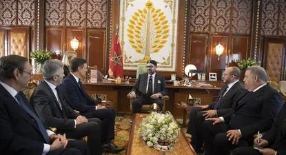 El presidente del Gobierno Pedro Sánchez se reúne con el Rey de Marruecos Mohamed VI.