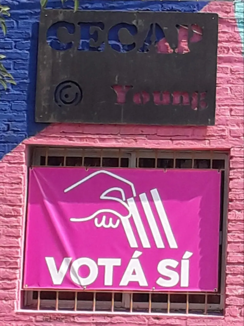 Hasta ahora en la dirección no se trató el tema de sanciones, debido a que AEBU es el dueño del local y no tiene prohibido realizar este tipo de acciones