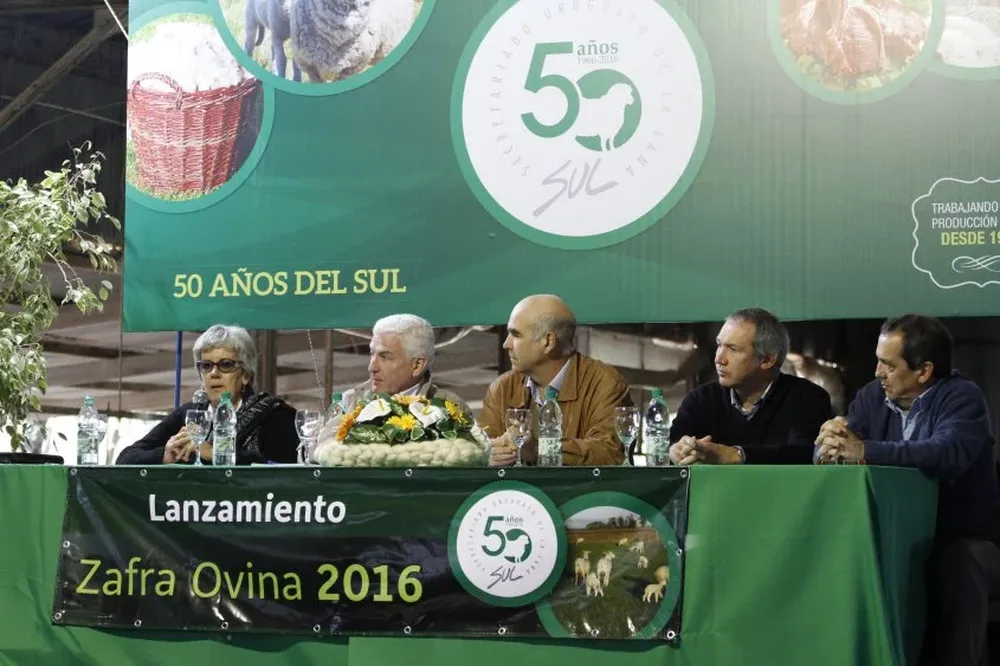 Mabel Puig, Federico Stanham, Alejandro Gambetta, José Taddeo y Gastón Scayola.