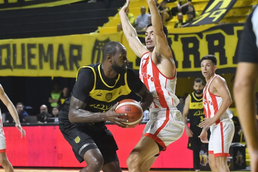 James Gist, pobrísimo partido