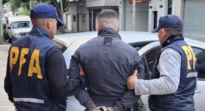 Petrarca se refugió en varias direcciones y celebró Navidad en una discoteca.