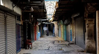 Las calles de Jerusalén quedaron casi desiertas luego de la alerta de sirenas ante disparos de cohetes desde Gaza.