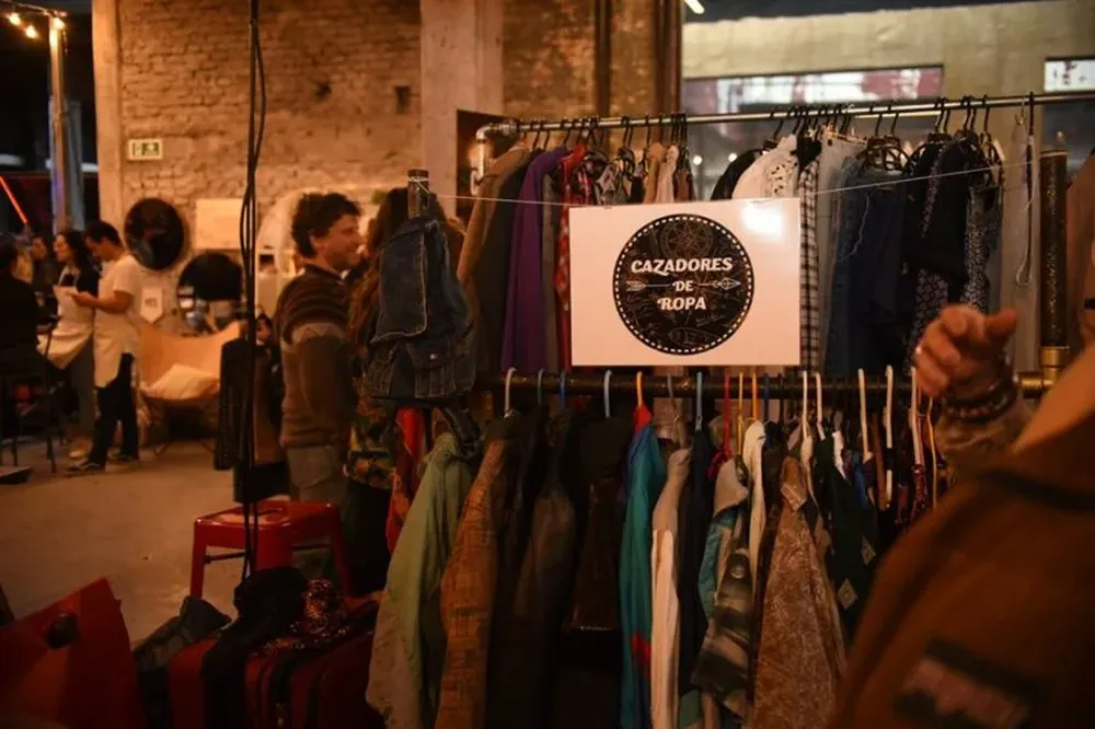 La feria Revolver surge para dar un mensaje de concientización sobre el reciclado y la reutilización