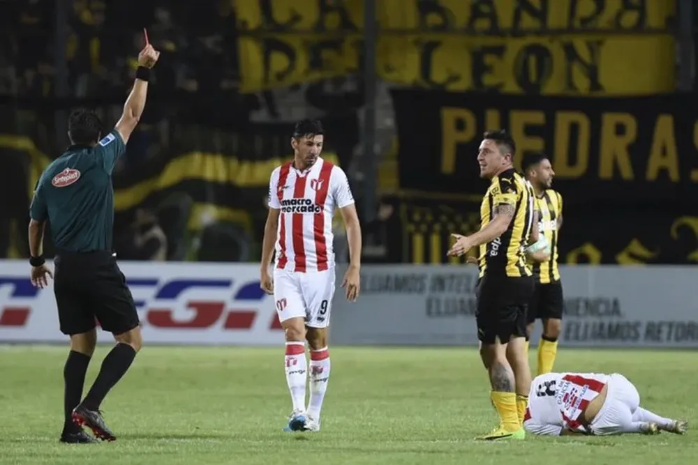 Jonathan Fuentes echó al Cebolla