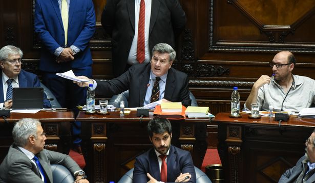 De "una herramienta potente" a "expectativa desmedida": tras atentado a Ferrero y pedido de Orsi, Senado aprobó ley de lavado de activos