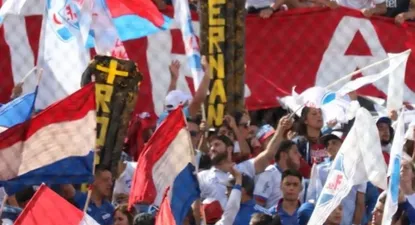 Cuatro fotógrafos recibieron amenazas acusados de tomar la imagen de los inflables