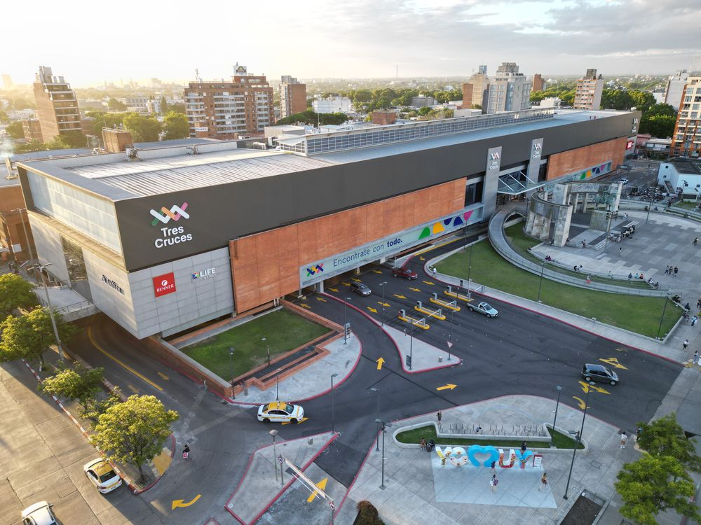 Fotograf+¡a A+®rea -  Shopping Tres Cruces (79).jpg