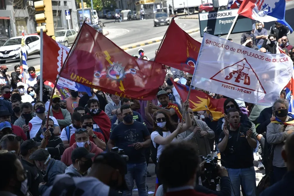 Foto de archivo de movilización de Fancap