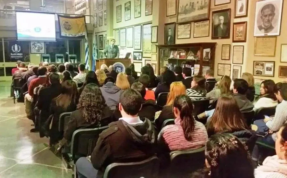 La capacitación continuará en los próximos meses en la Asociación Nacional de Rematadores