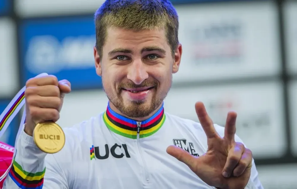 Peter Sagan festejando su tercer título mundial