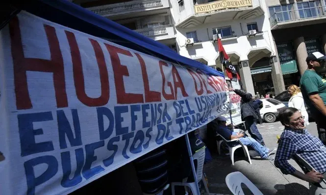Foto de archivo. Huelga en Montevideo Gas