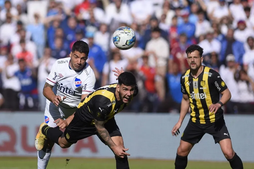 El último clásico entre Nacional y Peñarol en el Gran Parque Central fue con público visitante