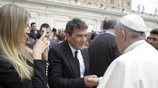 Antonio Banderas y el Papa Francisco.