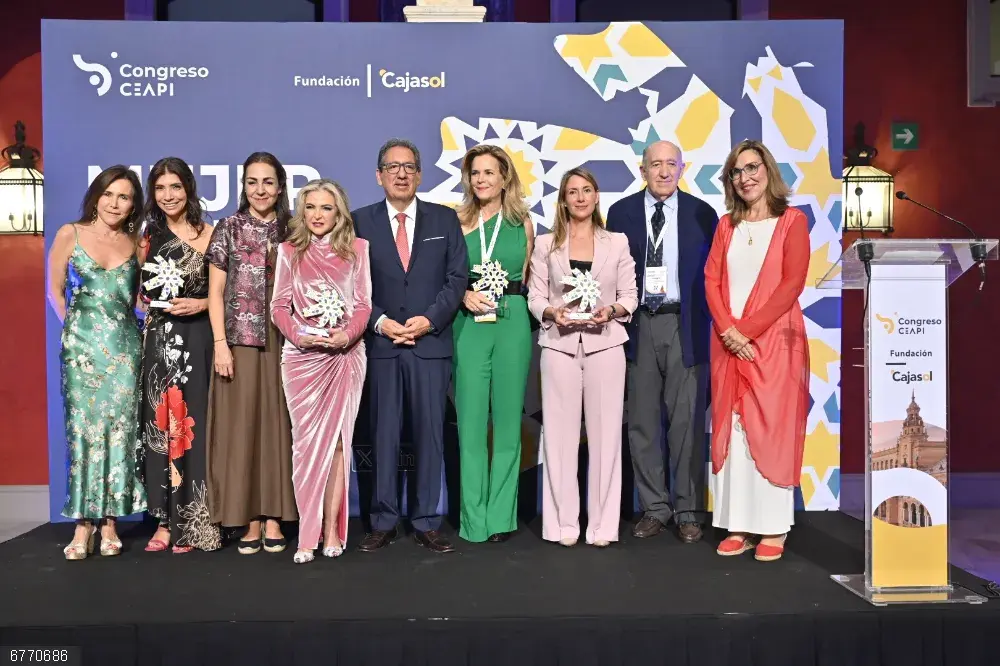 Mujeres empresarias en el Congreso de CEAPI en Sevilla.