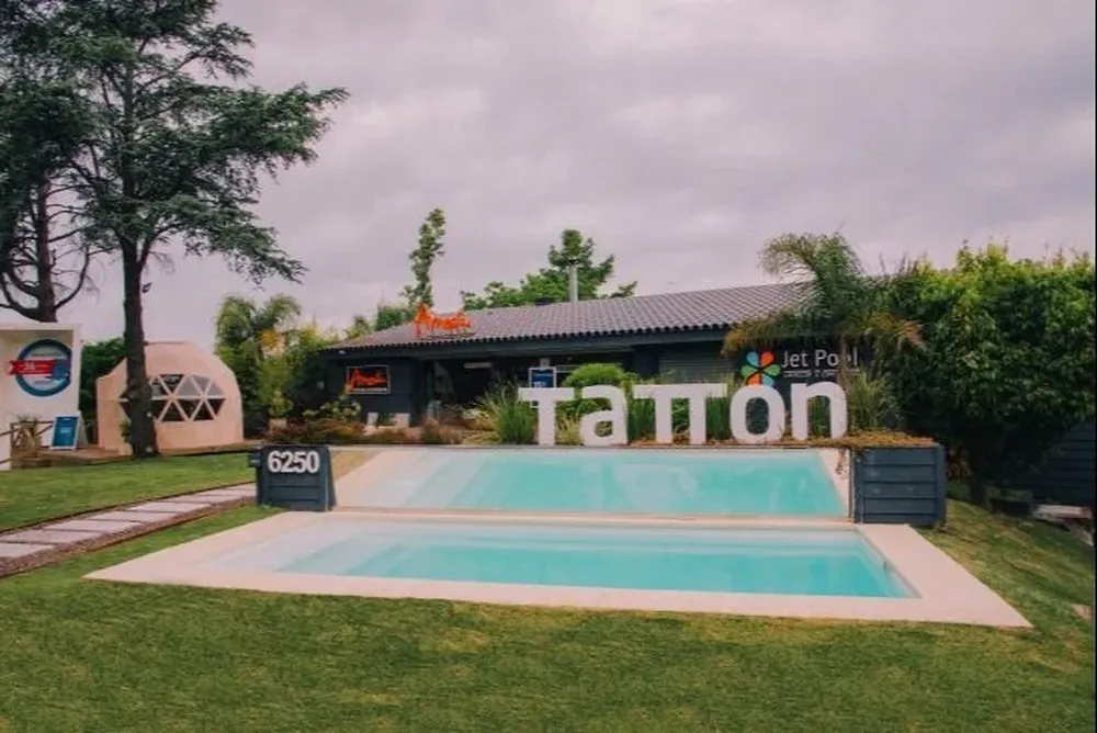 Tatton, líder en piscinas.