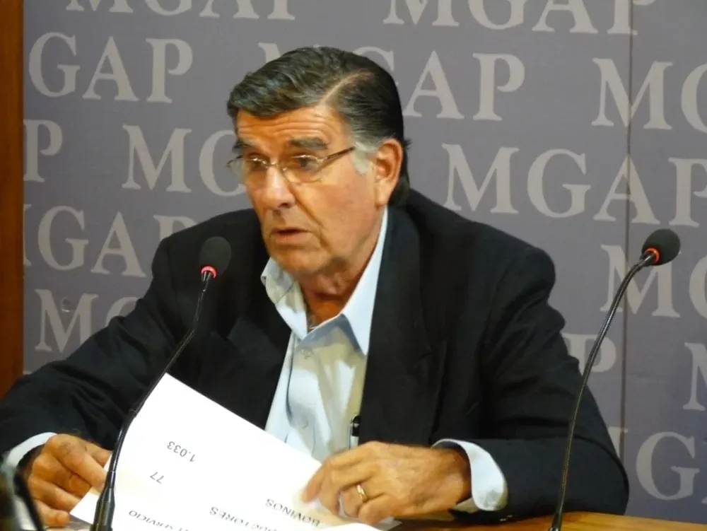 Las fechas de vacunación contra fiebre aftosa responden a una estrategia saanitaria, dijo Muzio