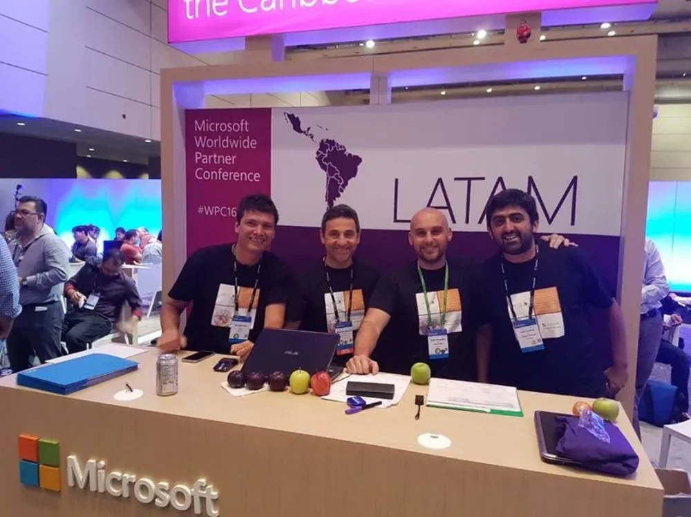 Osvaldo Pais (Pyxis), Marcelo Mazzilli (AT), Julio Fitipaldo (Nublit), Juan Suárez (Arkano)