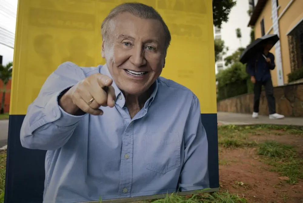 Cartel de Rodolfo Hernández en Colombia