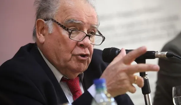 El secretario general de la Secretaria General Iberoamericana (SEGIB), Enrique Iglesias