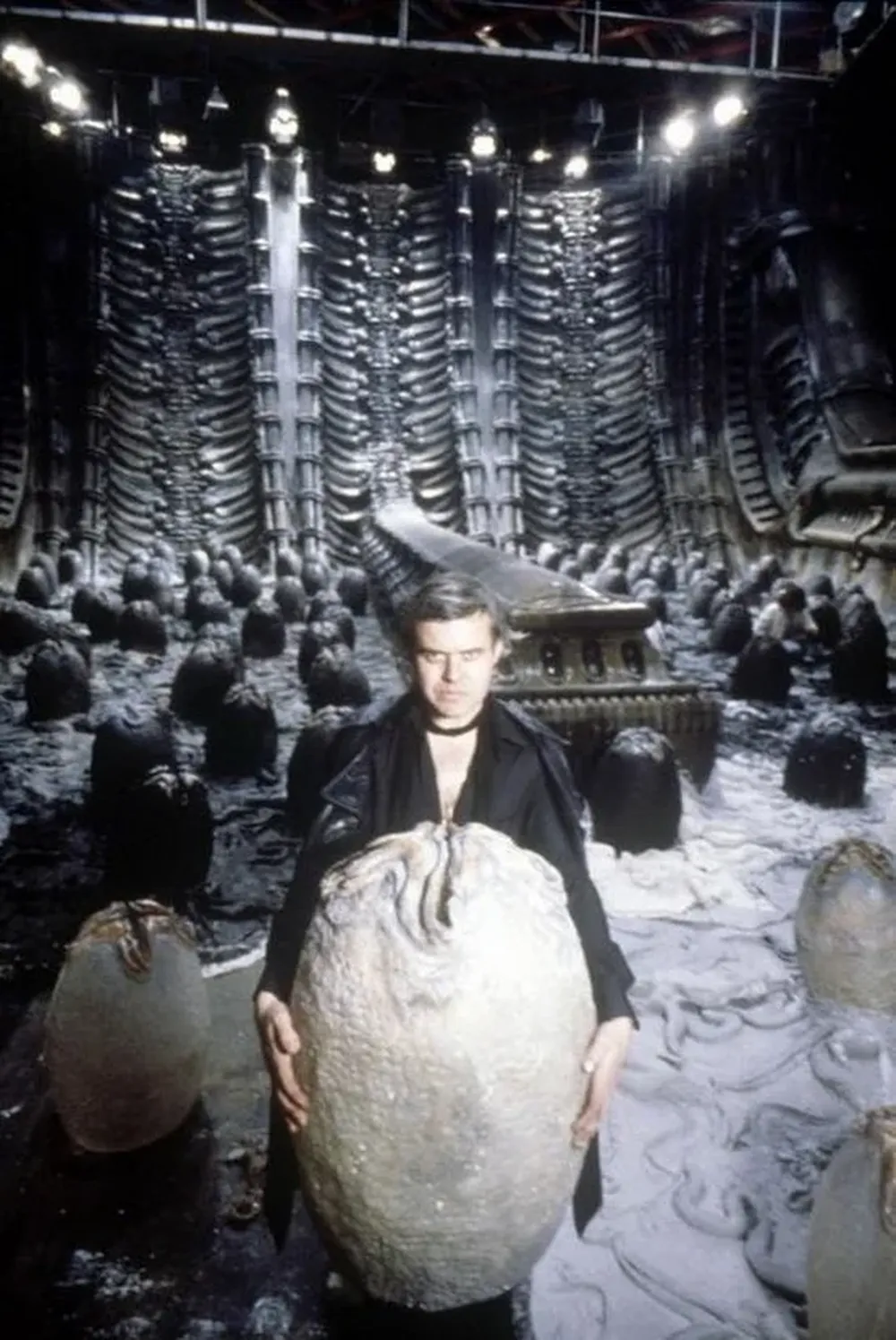 Giger en el set de Alien