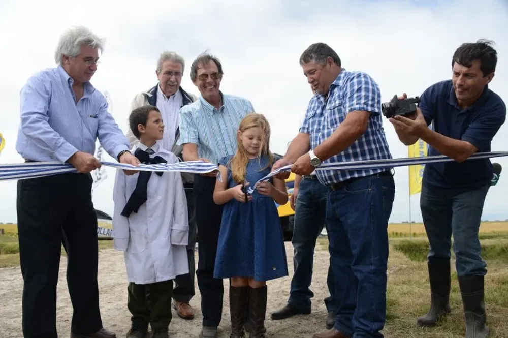 La apertura de cosecha fue en un campo de Cebollatí.