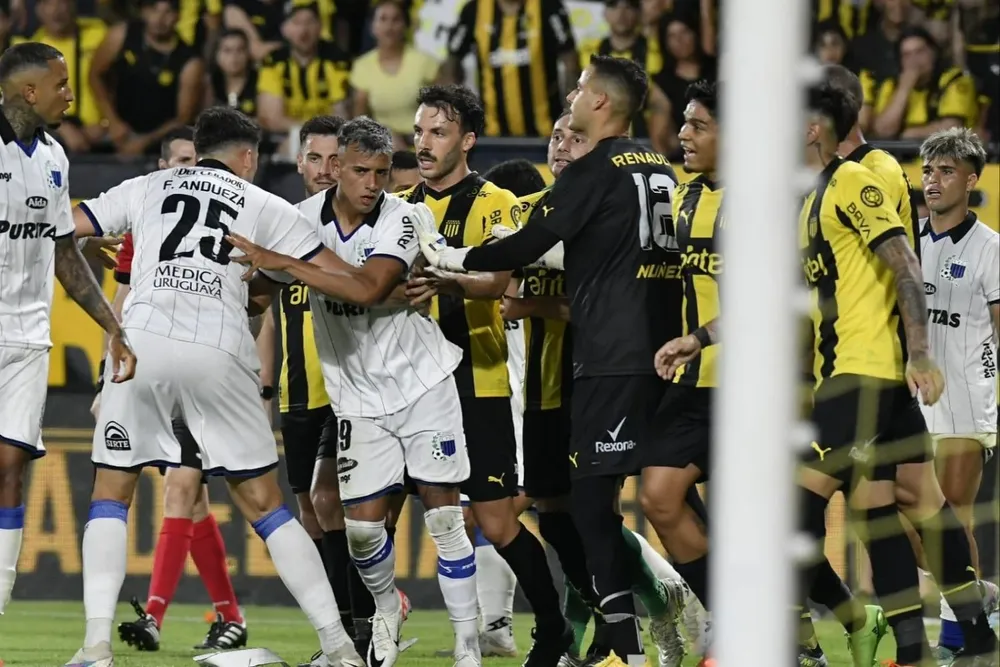 Peñarol y Liverpool prometen emociones
