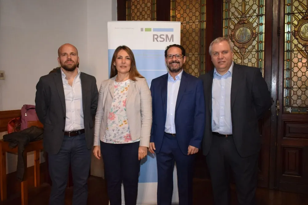 Eduardo Mangarelli, Gabriela Montaldo, Javier Elemberg y Bernardo Vitale