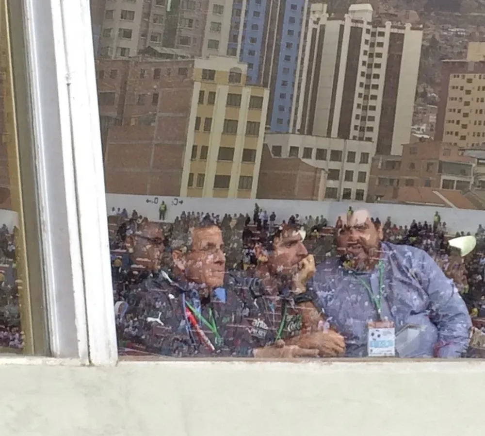 Tabárez vio el partido desde un palco especial