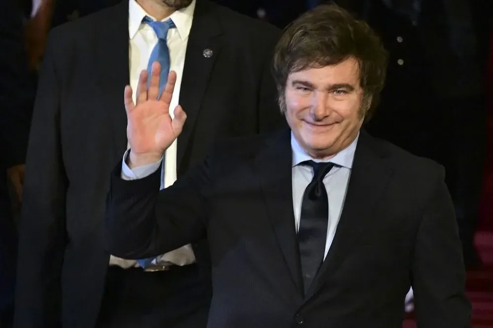 DNU de Javier Milei: qué opinan los argentinos según las encuestas