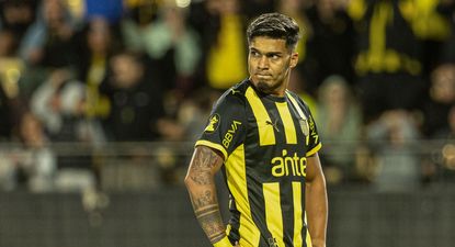 Matías Arezo en el partido entre Peñarol y Danubio