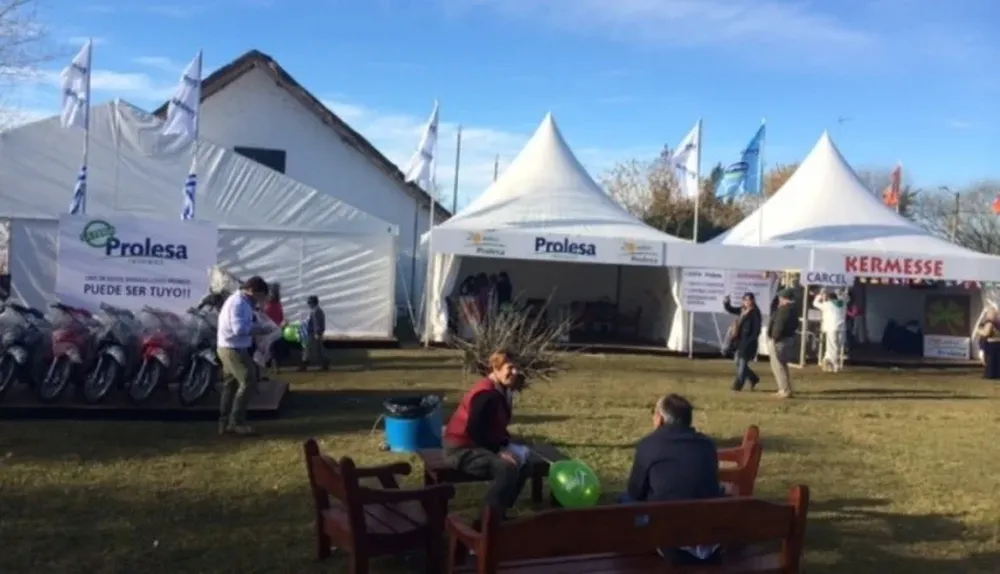 La Feria de Prolesa en su primer día de actividades