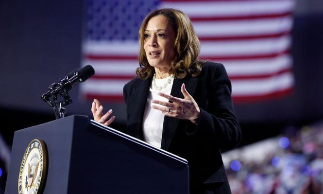 Kamala Harris reveló en 2019 que tiene armas.