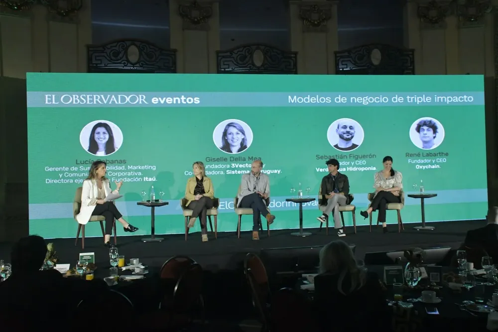 El tercer panel del summit Innovación y Nuevos Negocios de El Observador Eventos