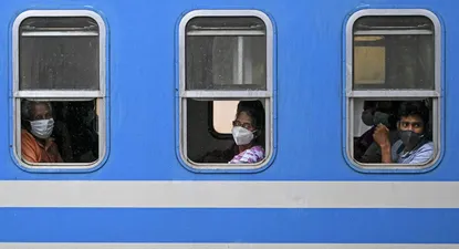 Pasajeros de tren en Sri Lanka