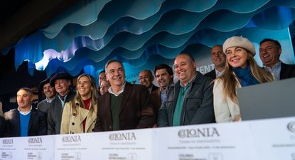 la intendencia de colonia inauguro su stand en la expo prado con homenaje a los inmigrantes y anuncio nuevos proyectos para el departamento