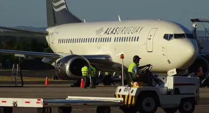Alas Uruguay se desprende de un avión ante baja operativa